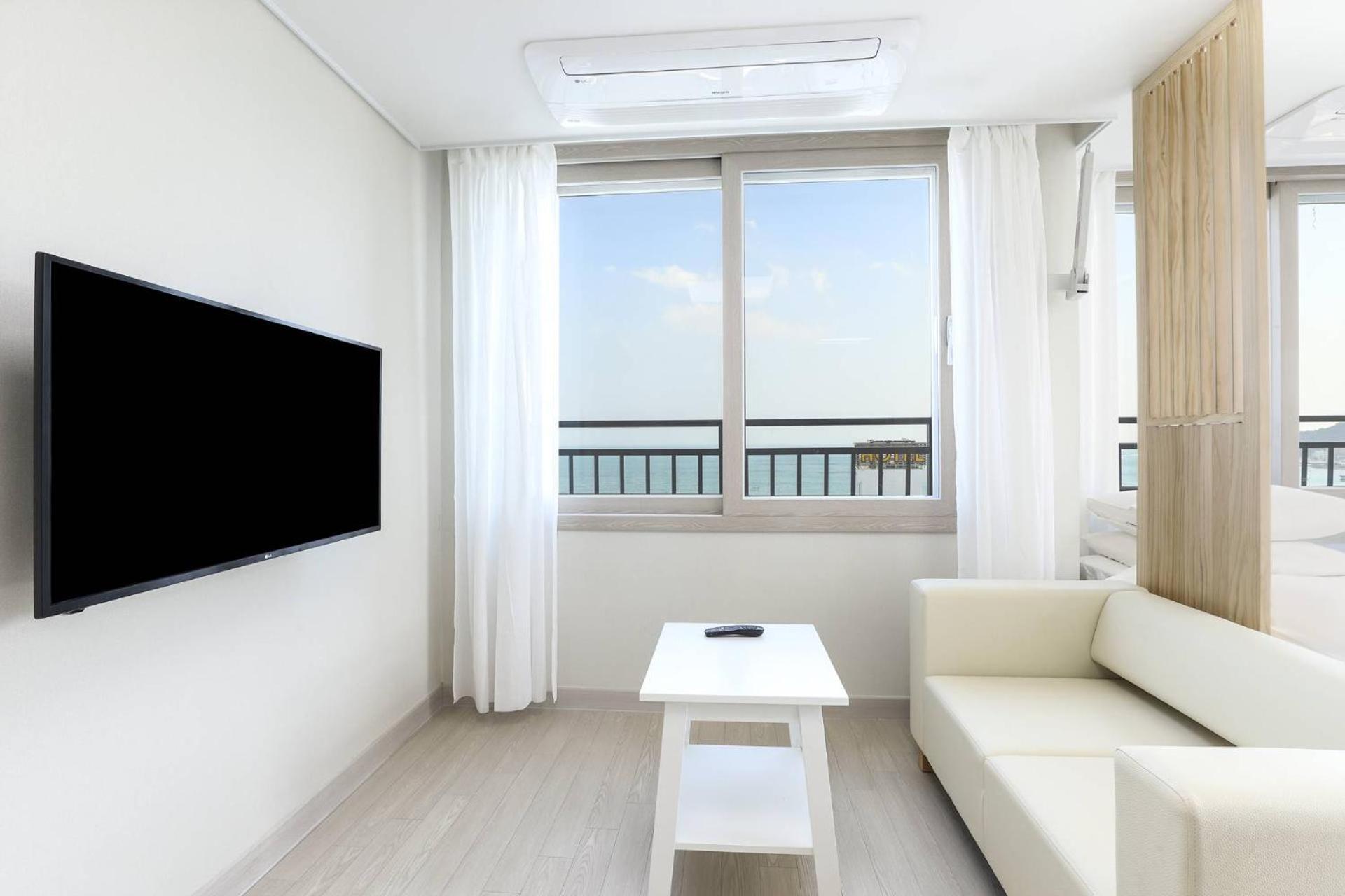 Hotel The First Ocean Songjeong Busan Esterno foto