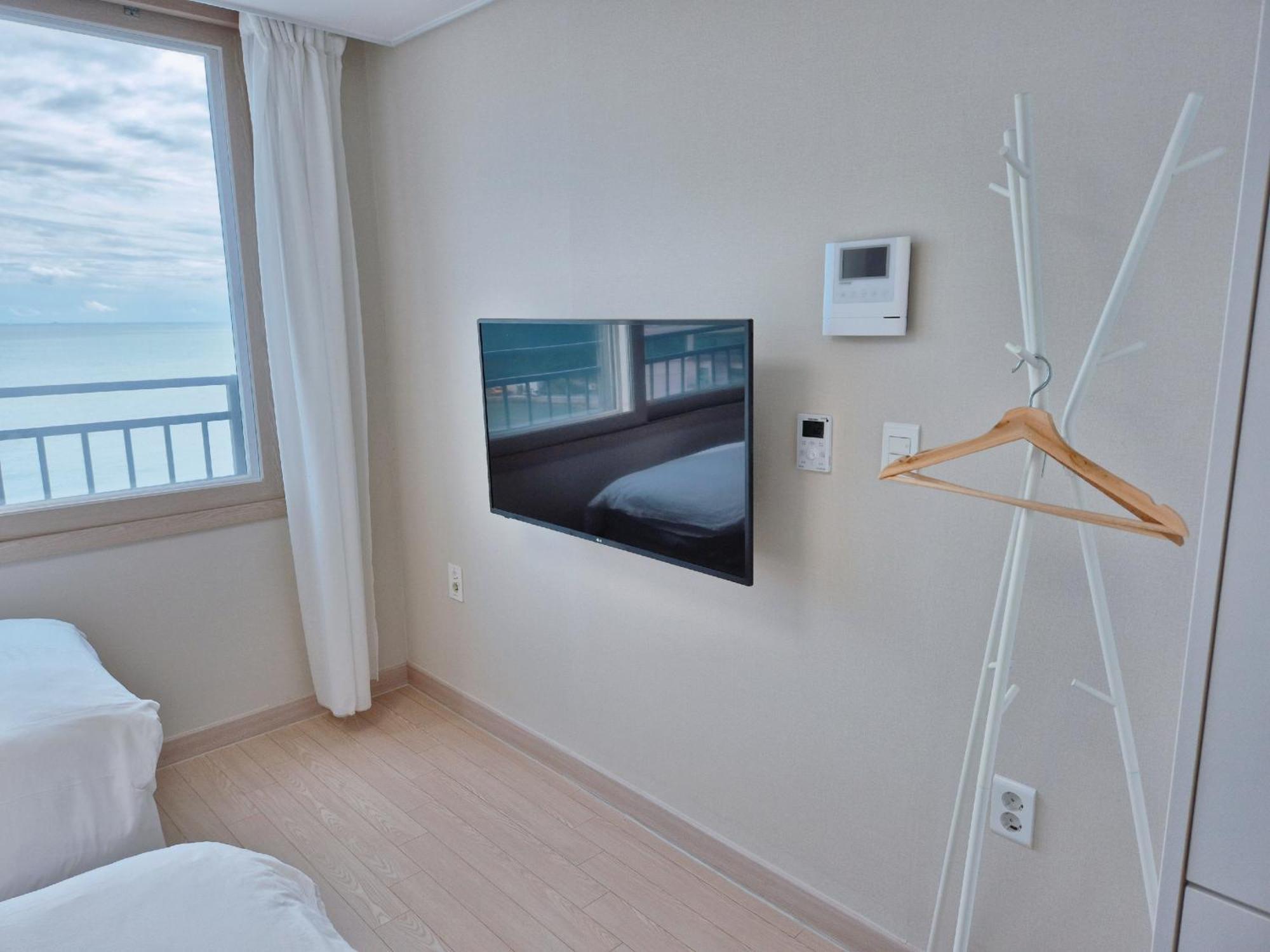 Hotel The First Ocean Songjeong Busan Esterno foto