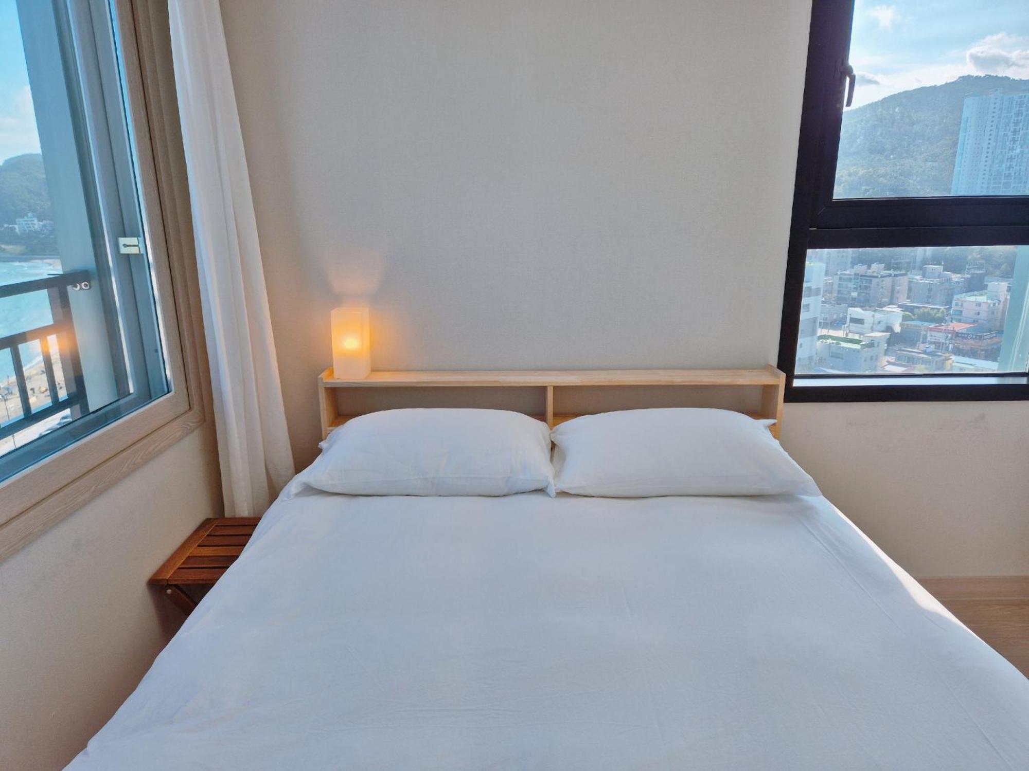 Hotel The First Ocean Songjeong Busan Esterno foto