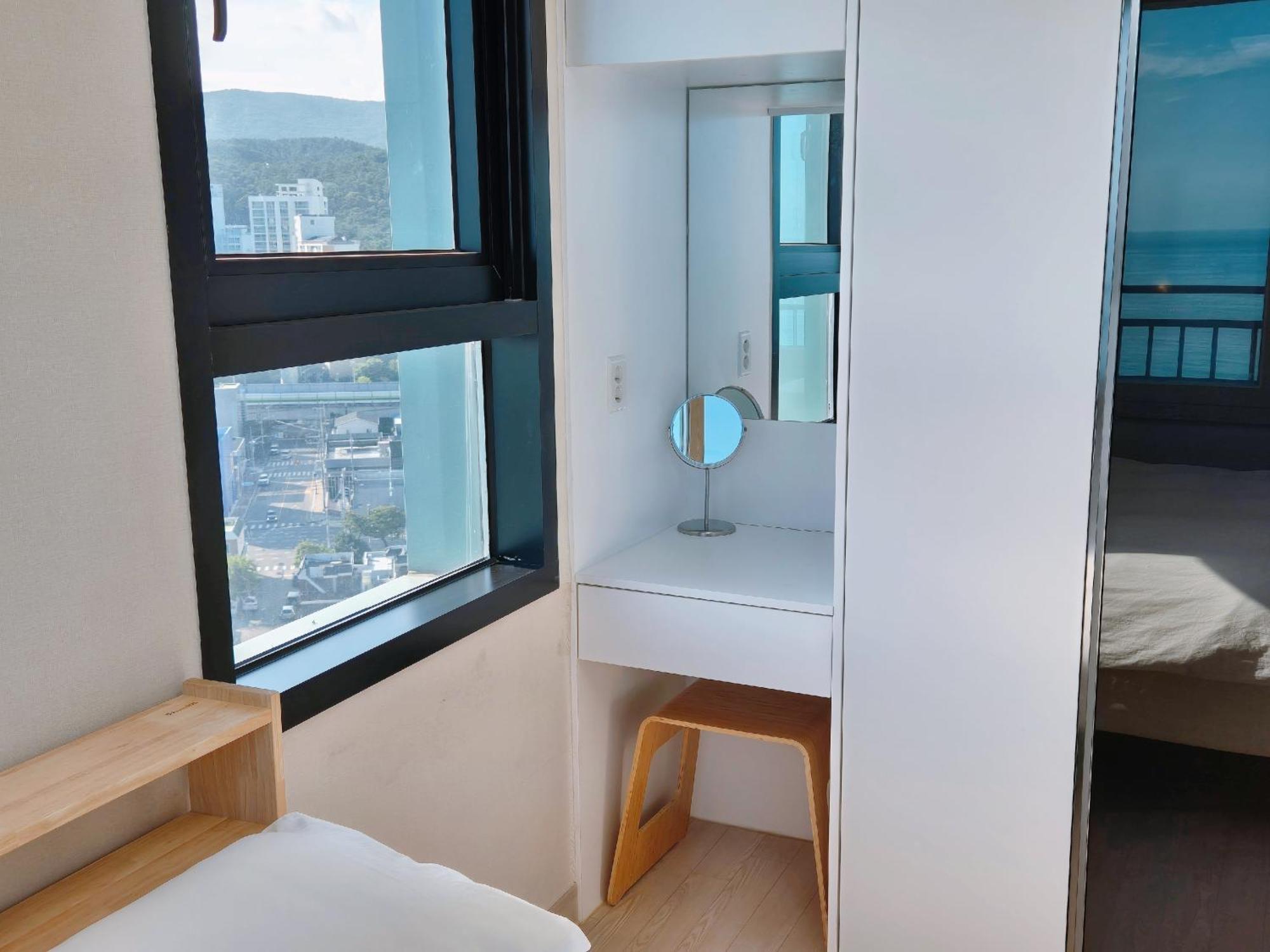 Hotel The First Ocean Songjeong Busan Esterno foto